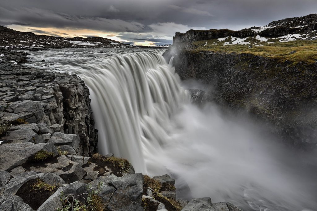 Travelling ke Dettifoss