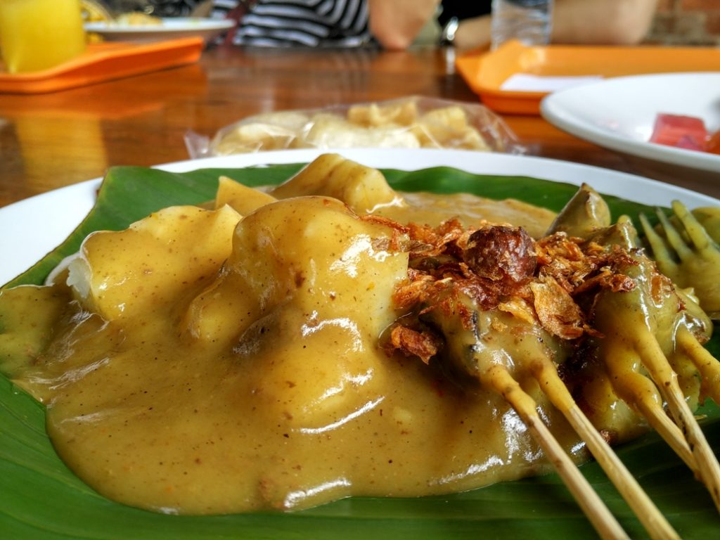 7 Sate Padang Di Jakarta Ini Dijamin Bikin Ketagihan