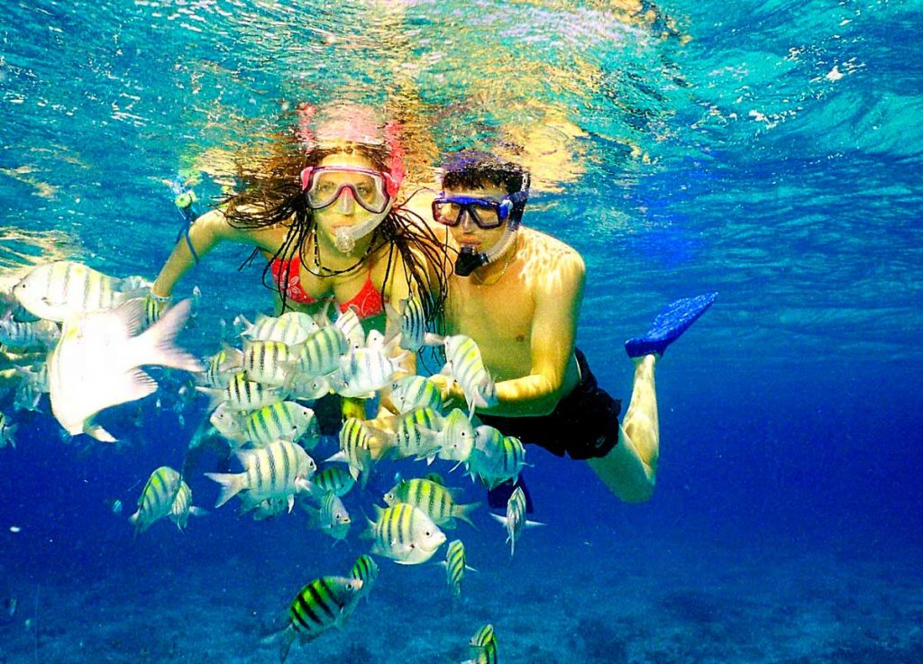 7 Wisata Snorkeling Asik di Nusantara