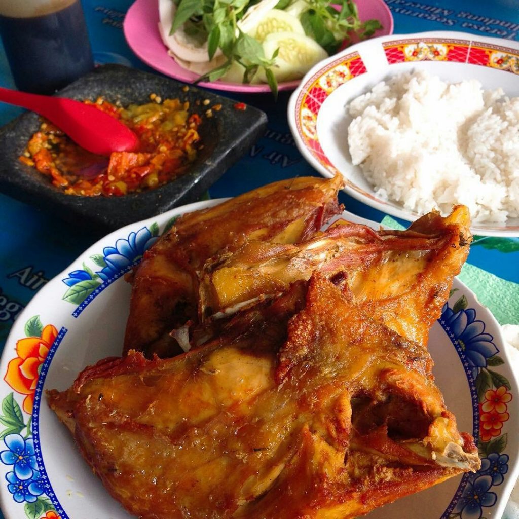 Ayam Goreng Bu Toha