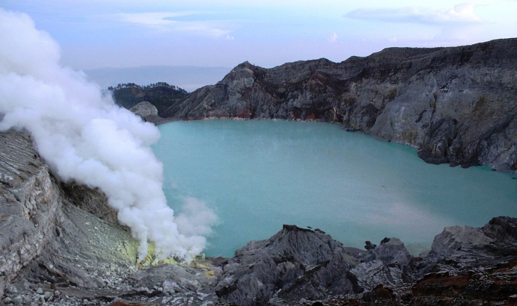 KAWAH GUNUNG IJEN