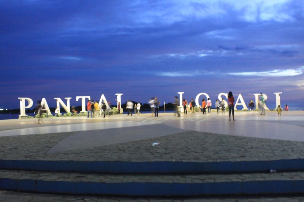 Wisata Di Pantai Losari