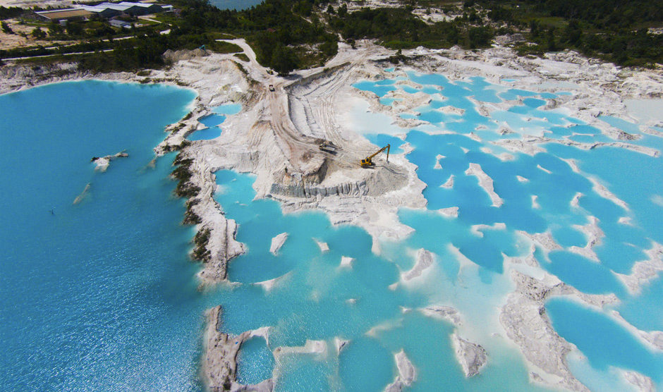 DANAU KAOLIN