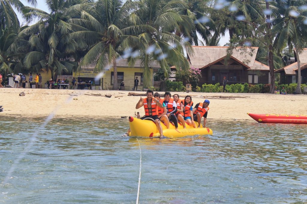 Banana Boat Di PUlau Derawan