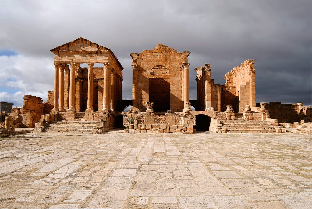 Kuil Sufetula Bernuansa Mistis Di Tunisia