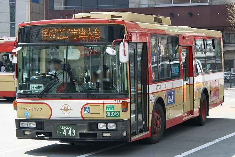 bus umum di jepang