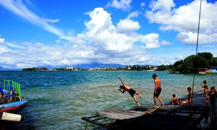 Pantai Lumban Silintong Balige