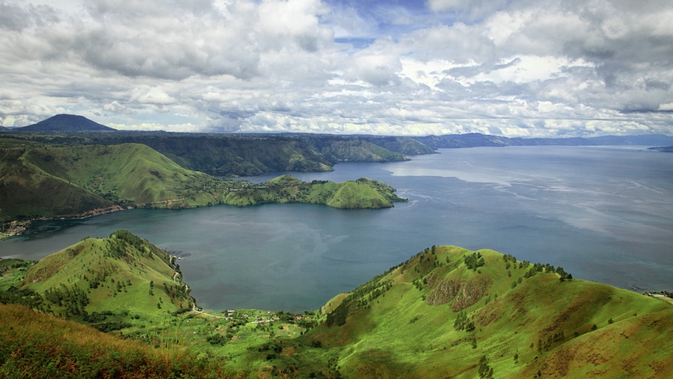 7 Tempat Wisata Populer Di Sekitar Danau Toba | Reservasiku.com