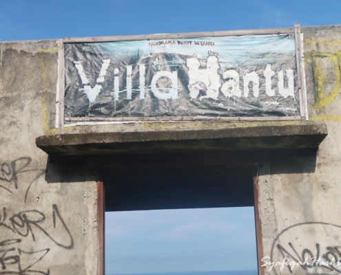 Vila Hantu Kawasan wisata Lombok