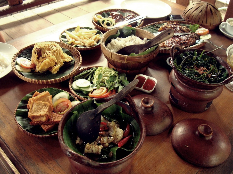 Kampung Jawa, Restoran Tradisional Kekinian Di Yogya