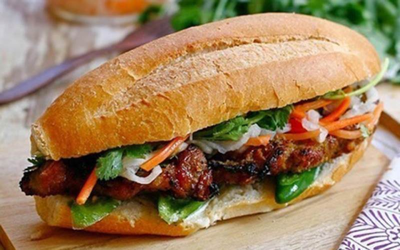 Makanan Khas Vietnam BANH MI