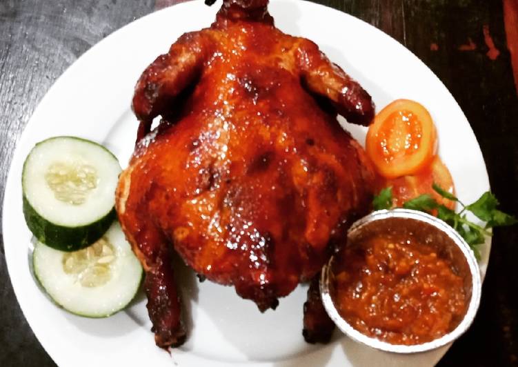 Wisata Kuliner Hongkong Ayam Panggang