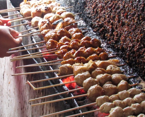 Wisata Kuliner Bakso Mahkota Yang Populer Di Pantai Parangtritis Yogyakarta