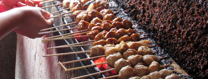 Wisata Kuliner Bakso Mahkota Yang Populer Di Pantai Parangtritis Yogyakarta