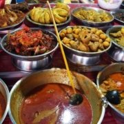 10 Makanan Khas Minangkabau Yang Menggoyang Lidah