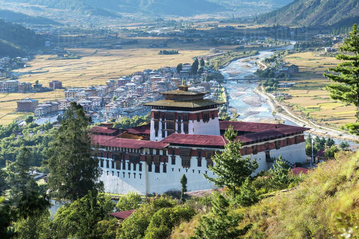 Kunjungi 7 Tempat Wisata Terpopuler di Bhutan