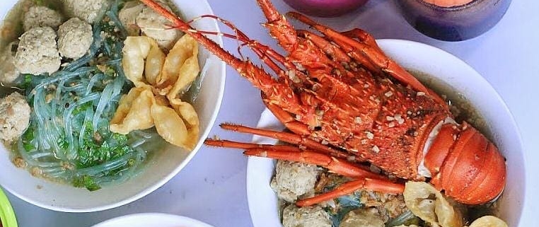 Kombinasi Bakso dan Seafood Di Surabaya