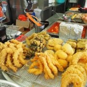 10 Street Food Korea Selatan Yang Wajib Kamu Cicipi di Myeongdong