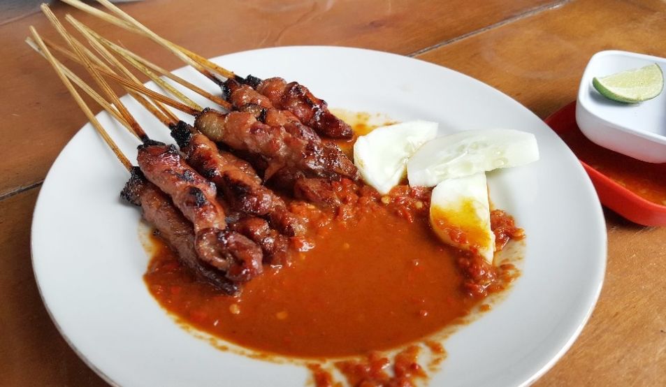 Mencicipi 5 Kuliner Sate Populer Khas Bali Yang Mengugah Selera