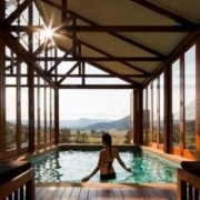 Bulan Madu Enaknya di 5 Luxury Lodge Australia Yang Sangat Romantis