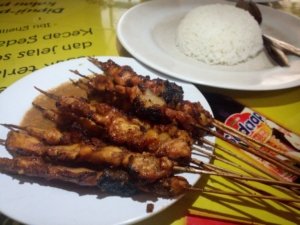 5 Destinasi Wisata Kuliner Khas Banten Yang Dapat Menggoyang Lidahmu
