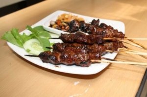 Mencoba Nikmatnya 7 Wisata Kuliner Khas Kalimantan Timur