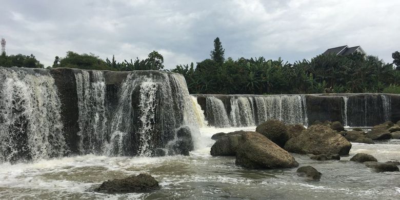 Wisata Rumah PLiburan ke 8 Destinasi Wisata Alam Planet Bekasi Yang Jauh Dan Indahohon Jatiasih Bekasi Jawa Barat