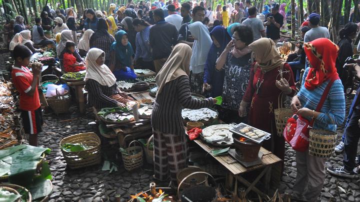 Mencicipi Hidangan Kuliner Khas Solo Lengkap Hingga Ribuan Porsi Di Indonesia Culinary Festival