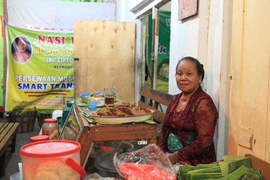 10 Tempat Wisata Kuliner Buka Puasa Di Solo Yang Wajib Kamu Kunjungi