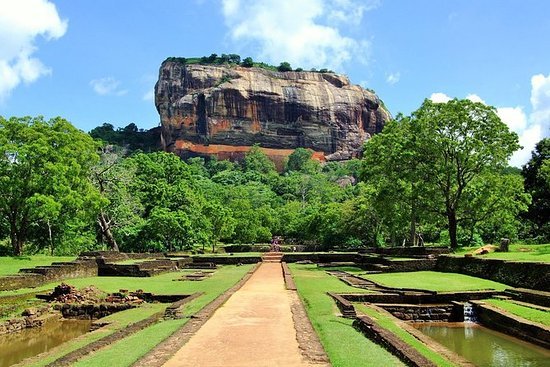 Menghabiskan Waktu Di 6 Destinasi Wisata Sri Lanka Yang Populer