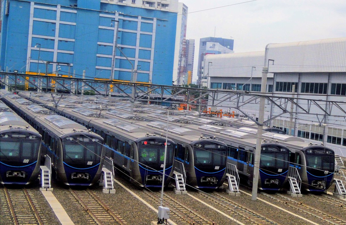 5 Tips dan Panduan Berpergian Nyaman Saat Menaiki MRT Jakarta