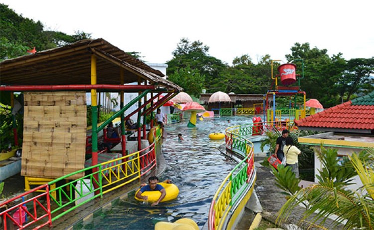 Menunggu Buka Puasa Sambil Berlibur Di 7 Wisata Waduk Gajah Mungkur Wonogiri 5