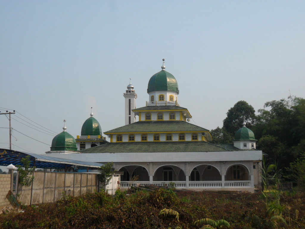 7 Wisata Religi Kalimantan Yang Bisa Kalian Kunjungi Saat Liburan Lebaran 2