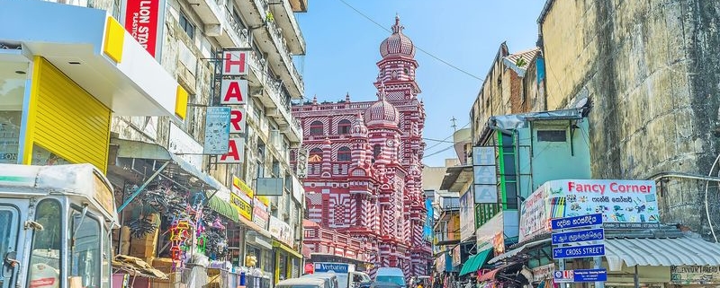 Jamiul Alfar Masjid Unik Dan Indah Yang Mirip Seperti Kue Lapis