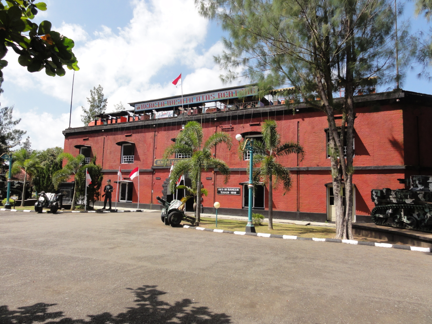 Mengunjungi 5 Destinasi Wisata Gombong Kebumen Yang Indah Dan