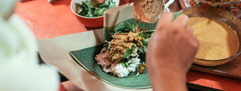 Jajanan Pecel Pincuk Murah Dan Lezat Di Warung Boma 2