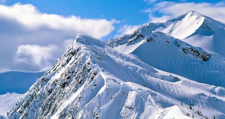 10 Gunung Tertinggi Di Indonesia Yang Cocok Untuk Pecinta Wisata Alam 10