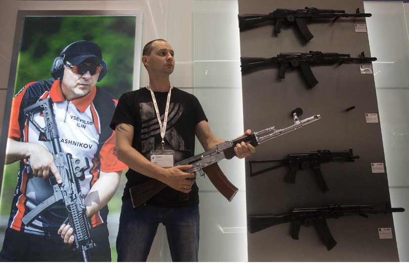 Liburan Ke Rusia, Kamu Bisa Pulang Membawa Kalashnikov Loh ! 