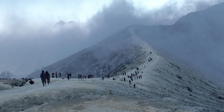 Tips Travelling Berburu Blue Fire Di Wisata Gunung Ijen