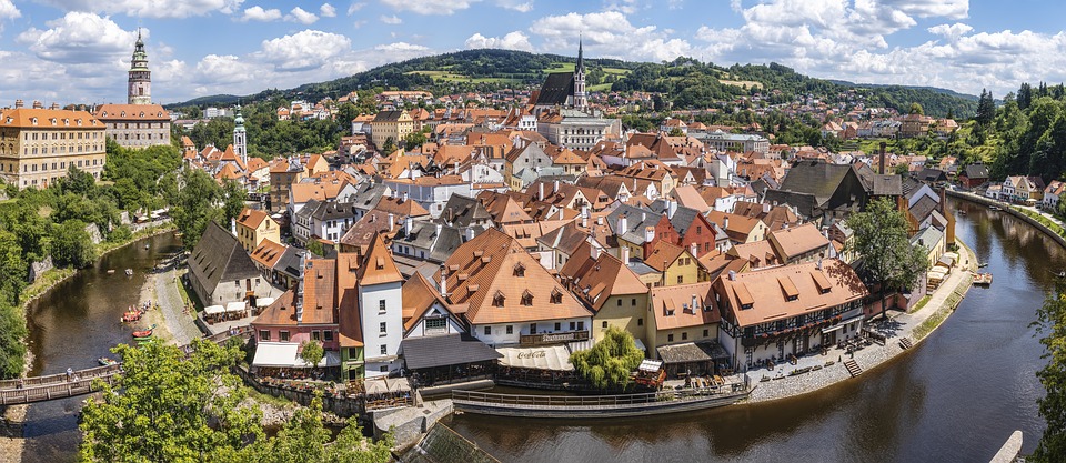 7 Destinasi Wisata Republik Ceko Yang Mengagumkan Dan Menakjubkan 4