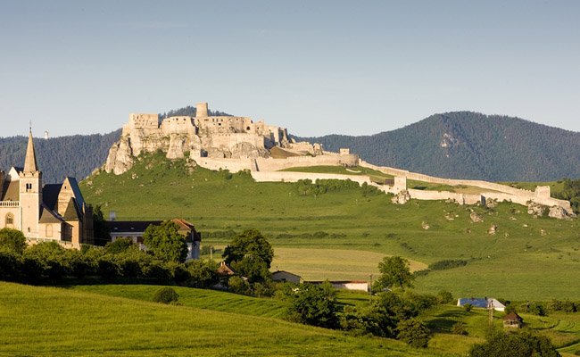 7 Lokasi Wisata Slovakia Yang Tidak Bisa Kamu Lupakan | Reservasiku.com