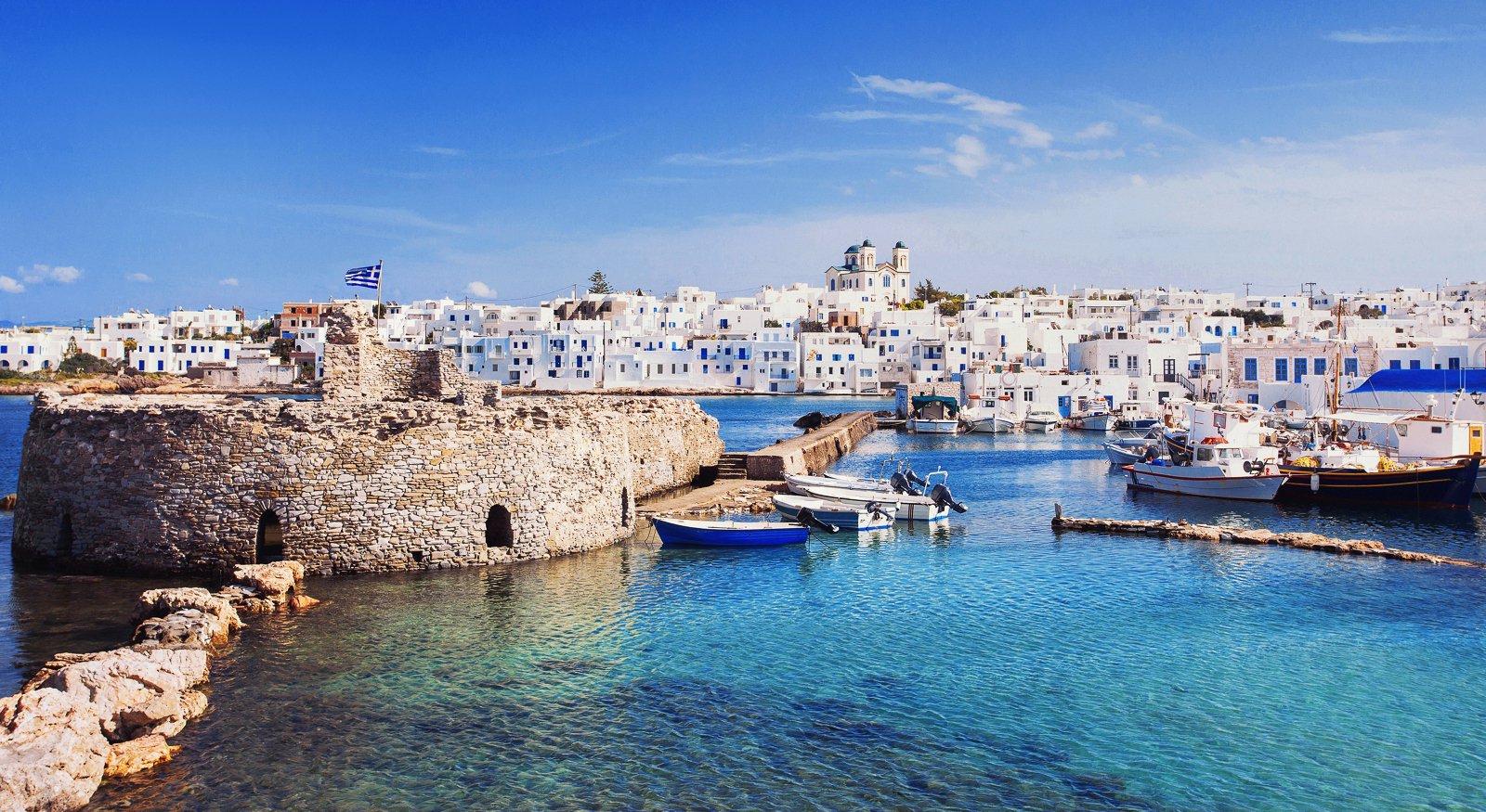 7 Lokasi Wisata Yunani Yang Harus Kamu Kunjungi Selama Musim Panas 5