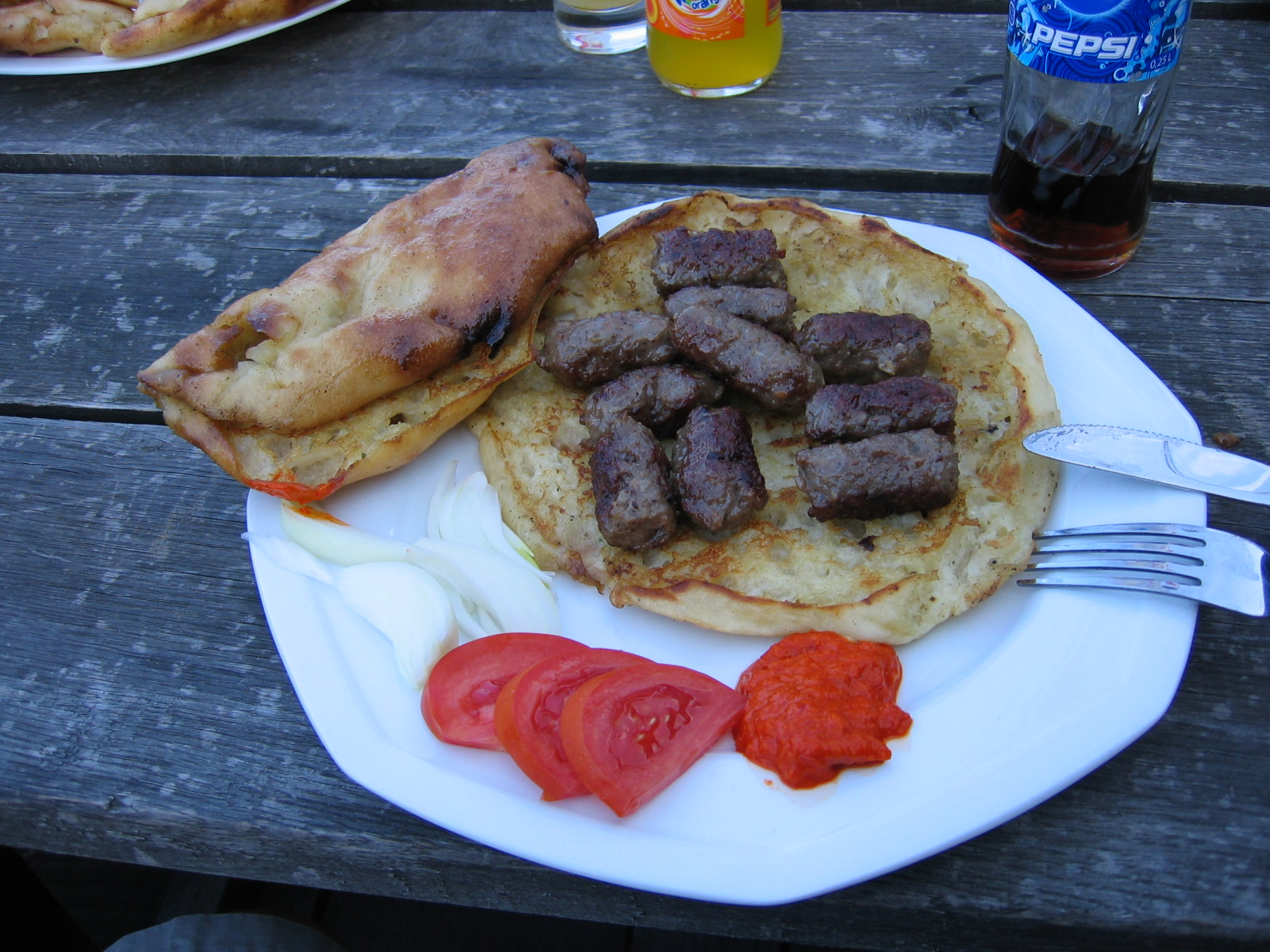 7 Wisata Kuliner Makedonia Yang Harus Kamu Cicipi 2