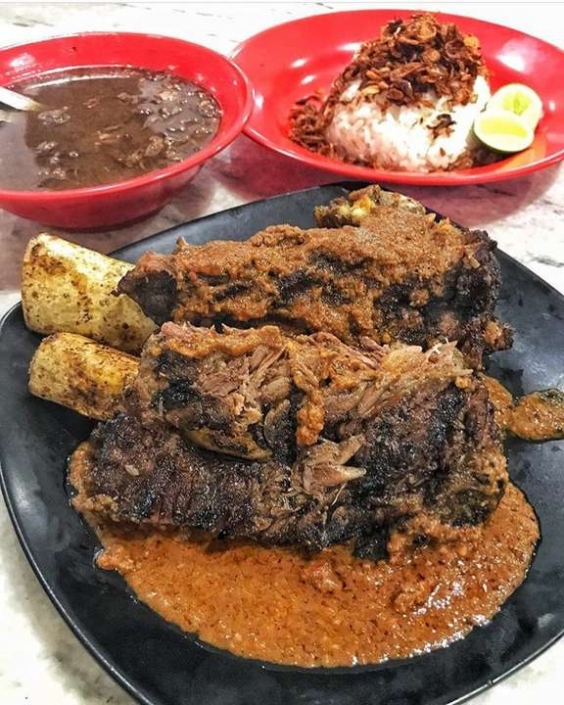 6 Wisata Kuliner Kelapa Gading Yang Bisa Di Santap Di Rumah | Reservasiku.Com