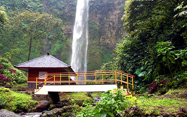 Kunjungi 5 Tempat  Wisata  Bandung  Yang  Buka  Saat Menyambut 