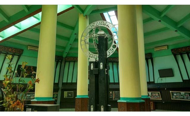 8 Lokasi Wisata Pontianak Kota Khatulistiwa Indonesia Yang Mempesona Dan Indah