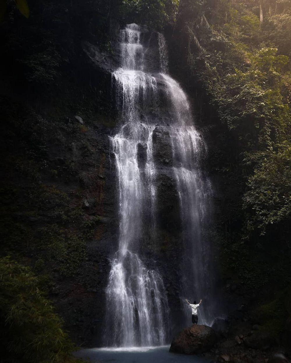 5 Wisata Air Terjun Cilacap Yang Memiliki Pemandangan Paling Eksotis 4