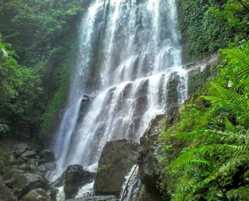 5 Wisata Air Terjun Cilacap Yang Memiliki Pemandangan Paling Eksotis