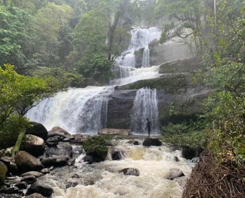 5 Wisata Air Terjun Terpopuler Di Kalimantan Barat Yang Sangat Menyegarkan