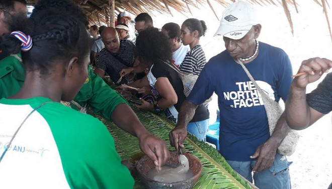 Papeda Makanan Khas Papua Yang Wajib Kamu Cicipi